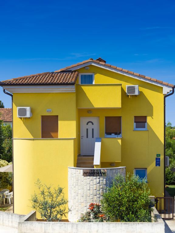 Apartments Manuela Pola Esterno foto